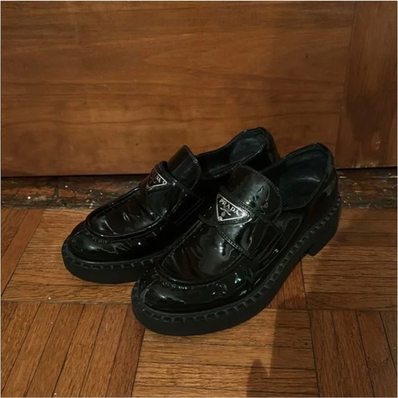 Prada Pattern leather loafers - Picture 2 of 9